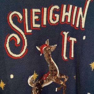 Ugly (but cute!) oversized holiday sweater